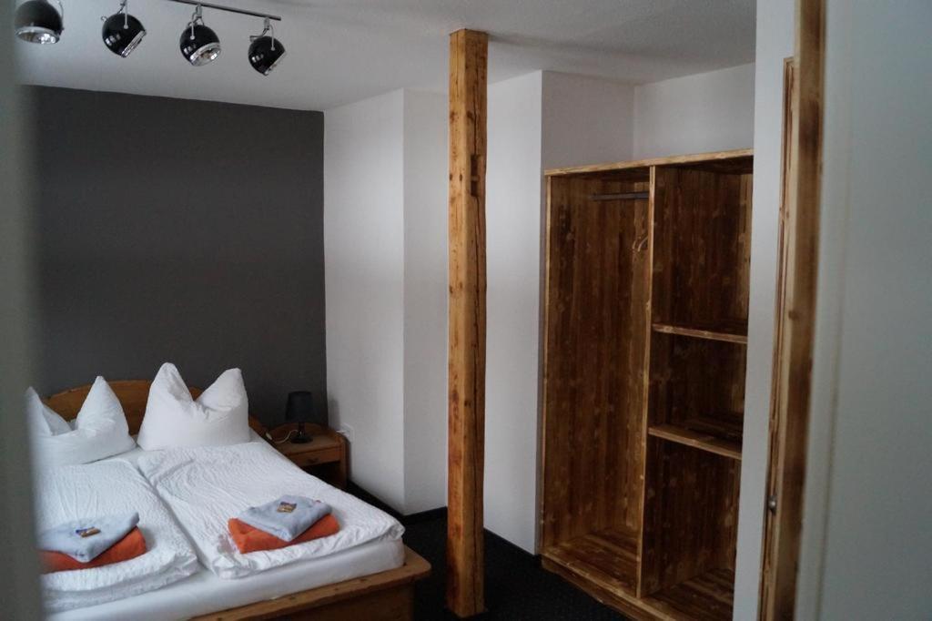 Dein Hotel Hamburg-Harburg Exteriör bild